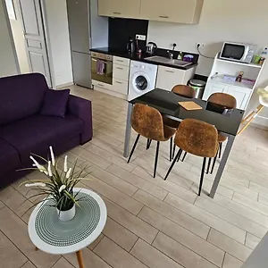Au Calme Appartement Bons
